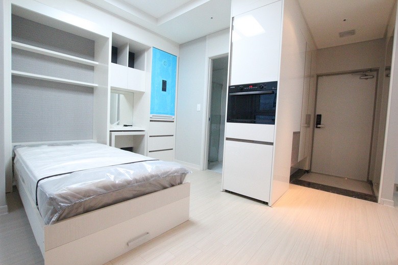 Officetel near Gangnam Station